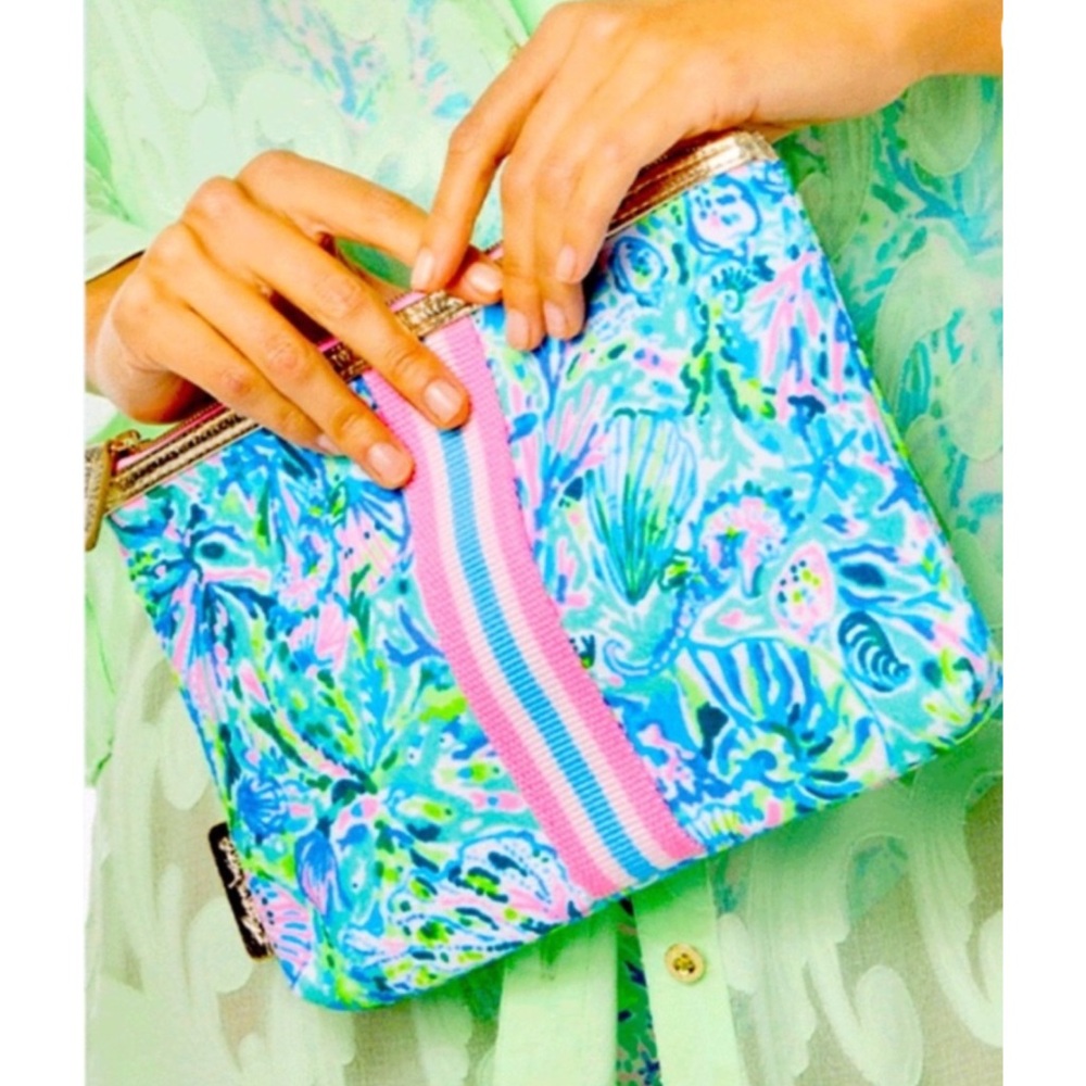 Lilly Pulitzer Soleil It On Me Zipper Pouch in Surf Blue - Picture 3 of 9
